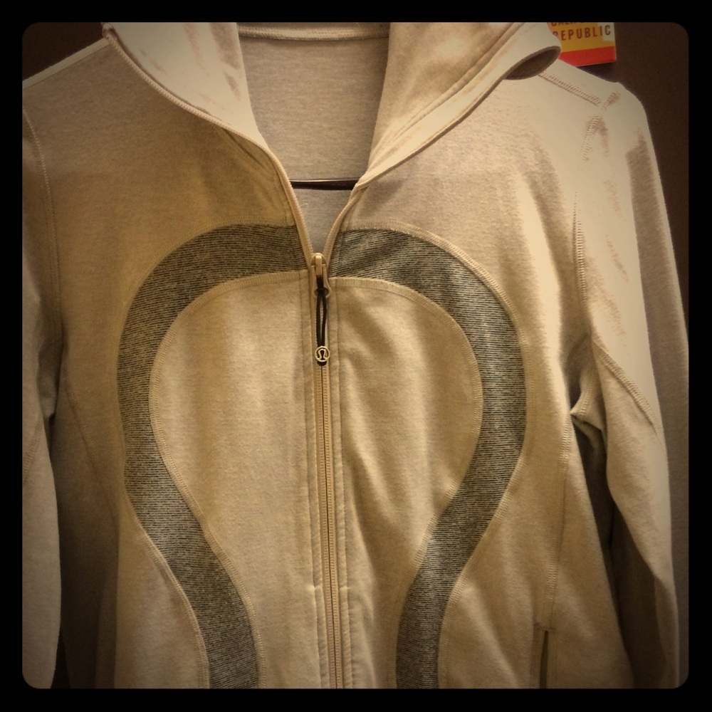 💥SOLD💥Lululemon Athletica Herringbone Jacket